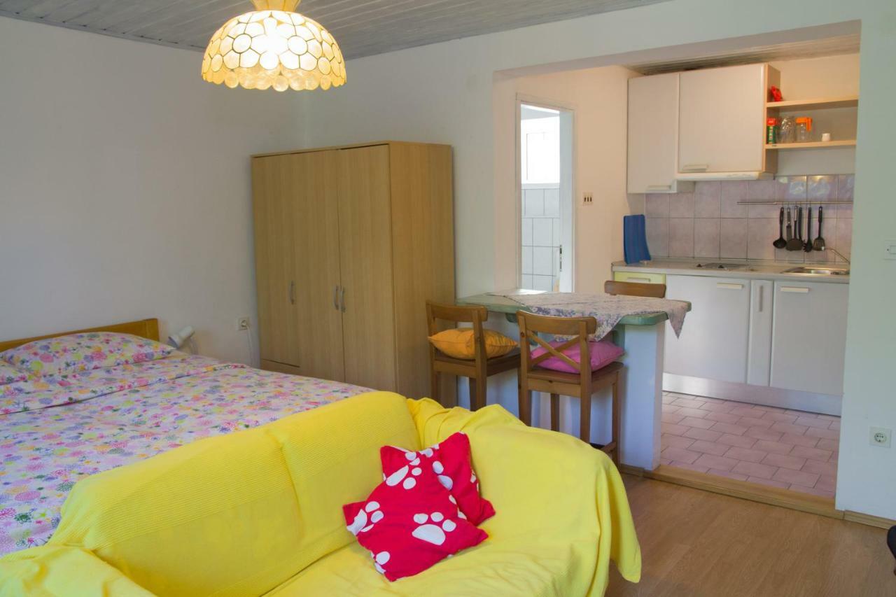 Karmen Apartment Veli Lošinj Exterior foto